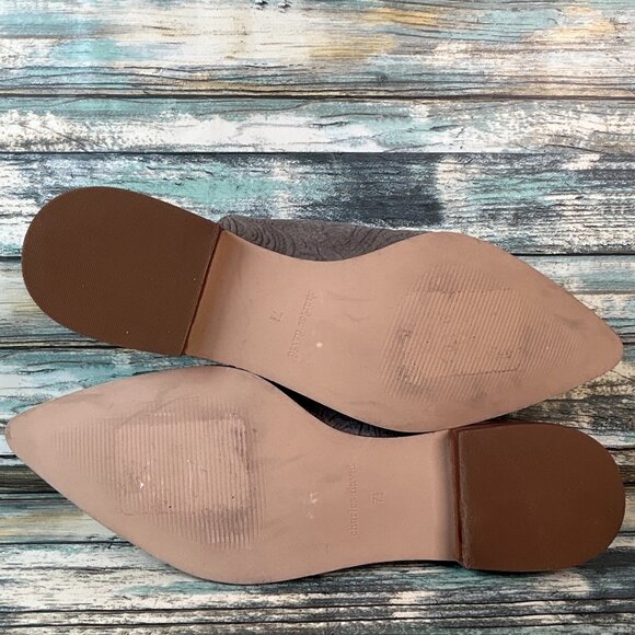 Charles David Porter Mule Womens 7.5M Embossed Gray Leather Pointed Toe Shoes - Picture 6 of 10